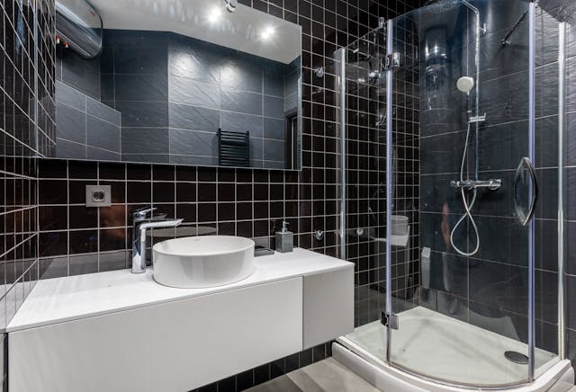 Bathroom Remodeling in Sacramento: 6 Common Problems—and How Smart Design Solves Them