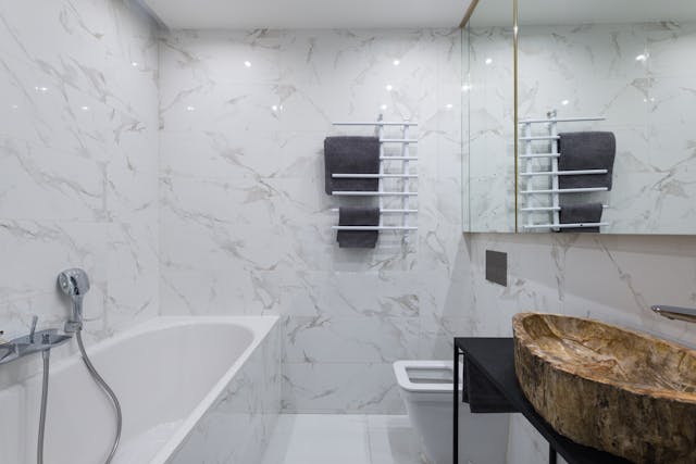 Bathroom Remodeling in Sacramento: 6 Common Problems—and How Smart Design Solves Them